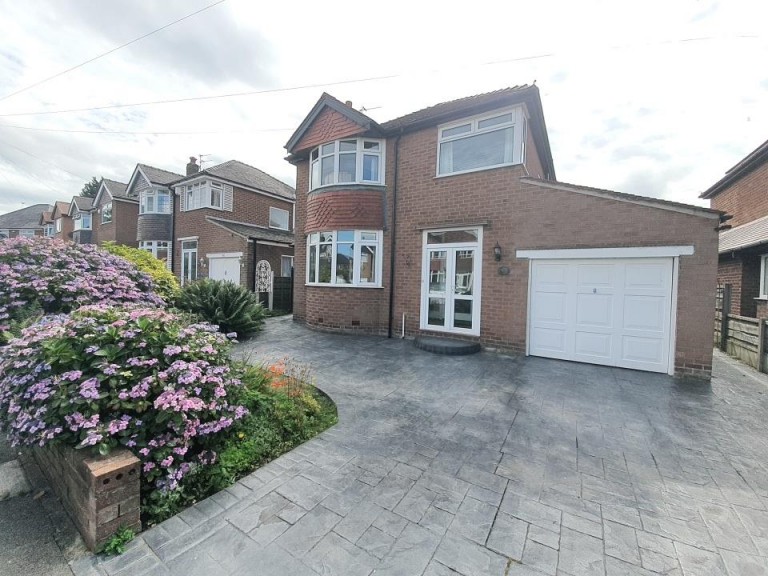 Drayton Drive, Heald Green