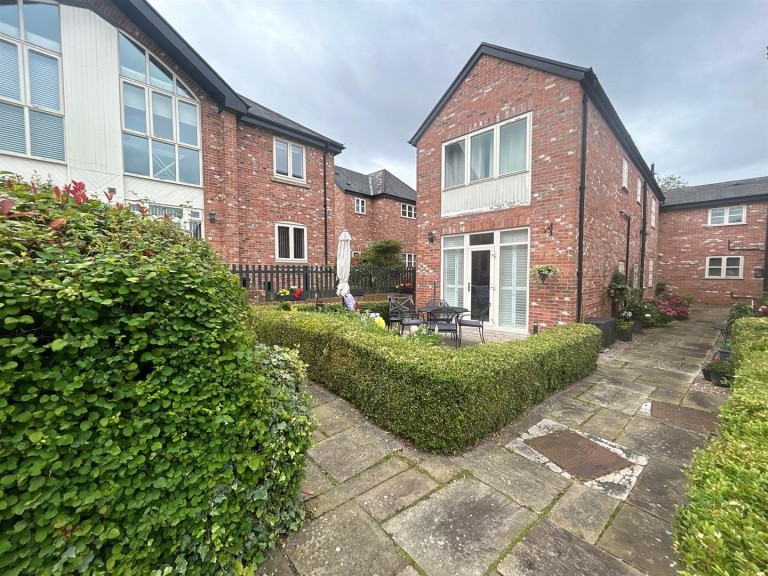 Outwood House, Heald Green,