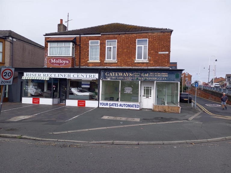 Bridge Grove, Southport